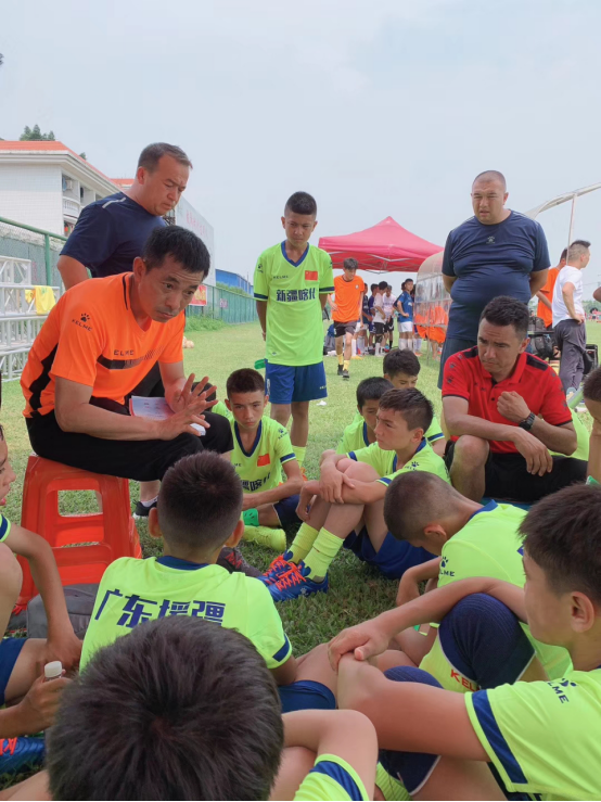 广东足球援疆结硕果(1)1195.png