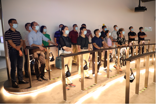 参观马场新闻稿-第五届win007足球即时比分
产业发展论坛走进从化马场实地调研(加图片)253.png