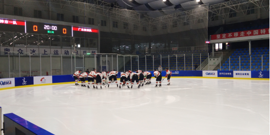 广东冰球填补空白，男女队双双取得“十四冬”冰球决赛圈资格(1)560.png