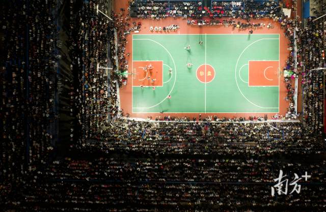 南方+ 吴明 拍摄