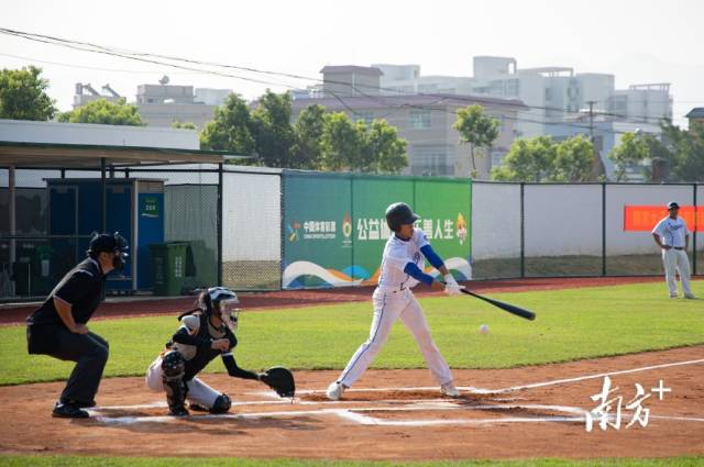 国家女子足球望埠训练基地承接女足、棒垒球赛事。陈咏怀 摄 国家女子足球望埠训练基地承接女足、棒垒球赛事。陈咏怀 摄
