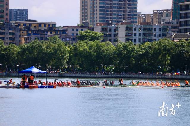 英德全民健身蔚然成风。陈咏怀 摄 英德全民健身蔚然成风。陈咏怀 摄
